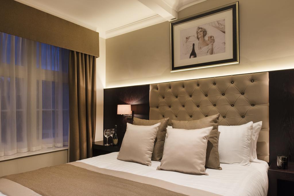 The Vermont Aparthotel Newcastle upon Tyne Room photo