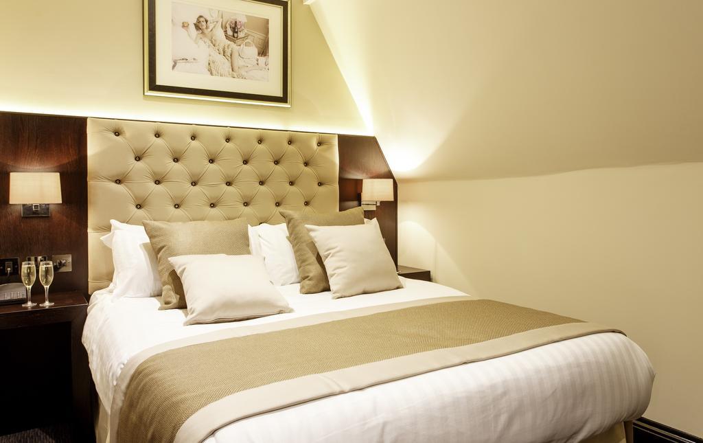 The Vermont Aparthotel Newcastle upon Tyne Room photo