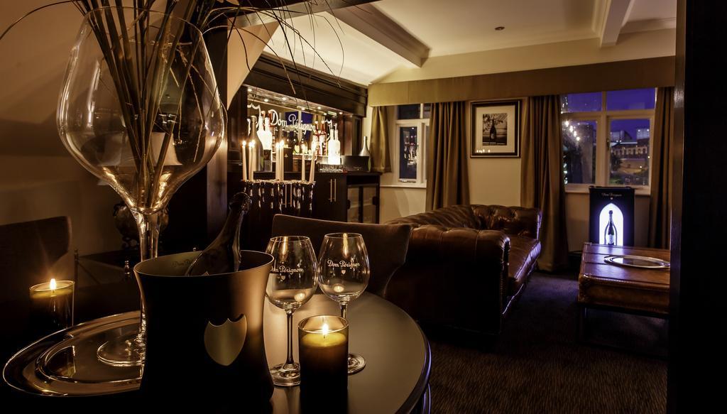 The Vermont Aparthotel Newcastle upon Tyne Room photo