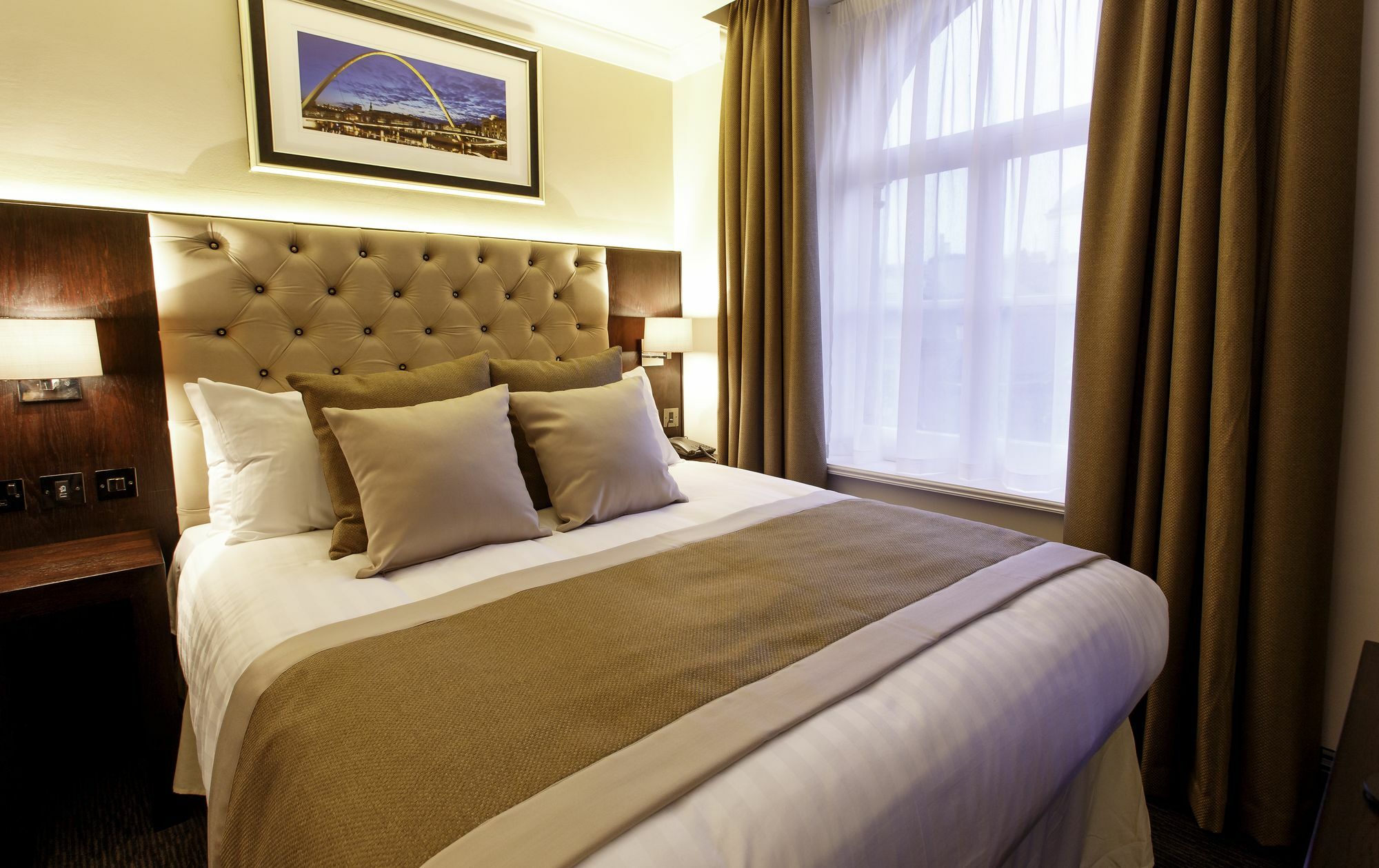 The Vermont Aparthotel Newcastle upon Tyne Exterior photo