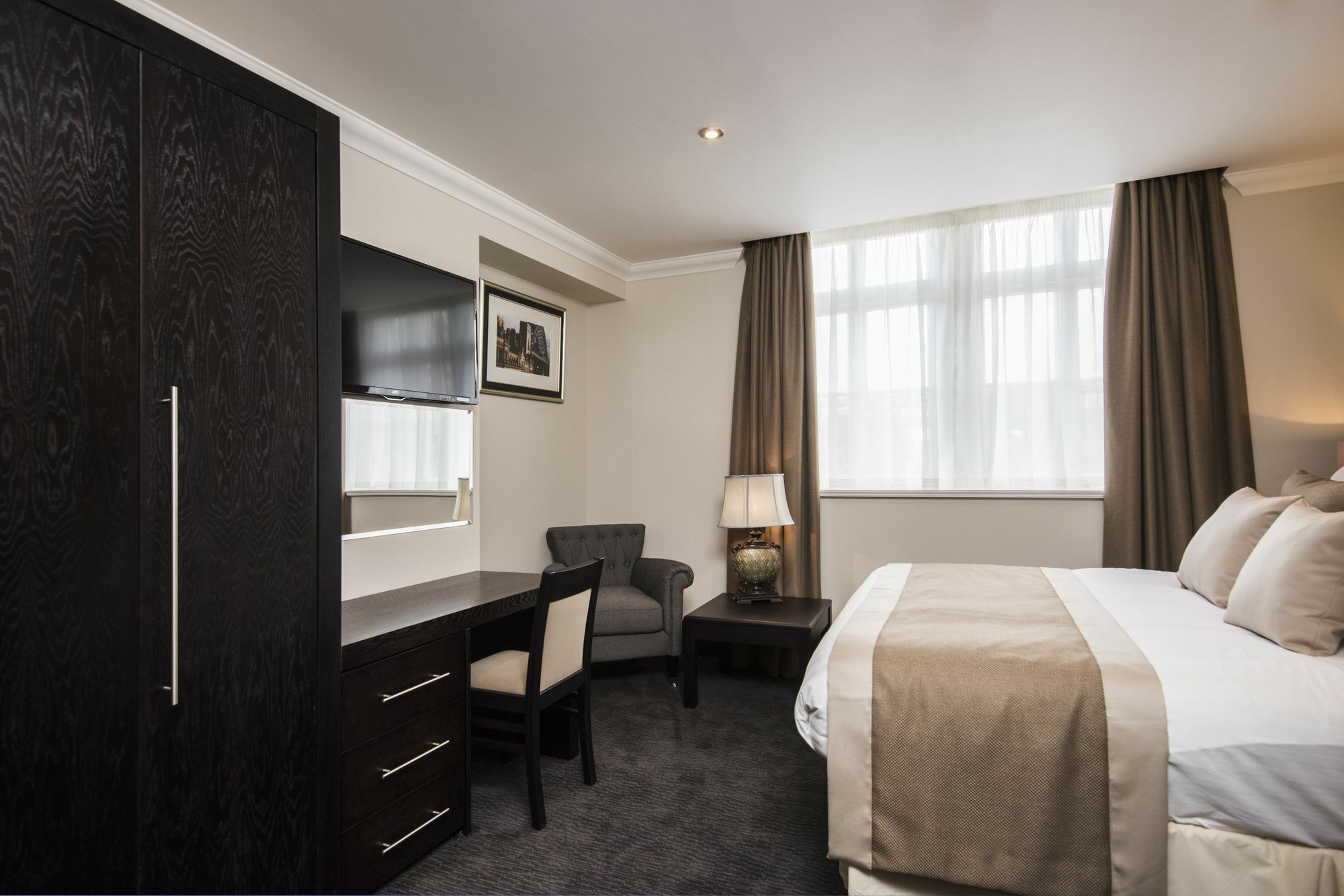 The Vermont Aparthotel Newcastle upon Tyne Exterior photo
